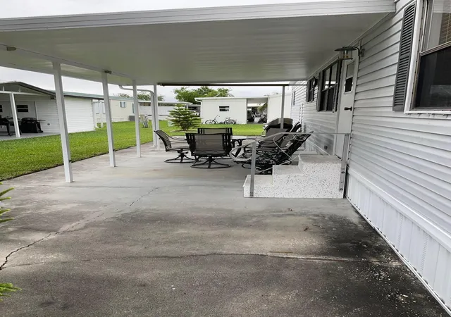 2nd image of 1601 Us, Okeechobee, FL 34974 | MLS# B26036321