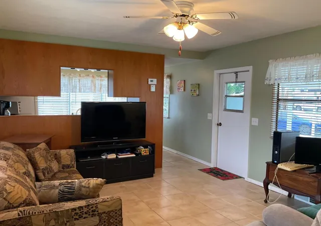 4th image of 1601 Us, Okeechobee, FL 34974 | MLS# B26036321
