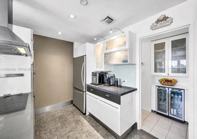 4th image of 9102 W Bay Harbor Dr #3C, Bay Harbor Islands, FL 33154 | MLS# A12028482