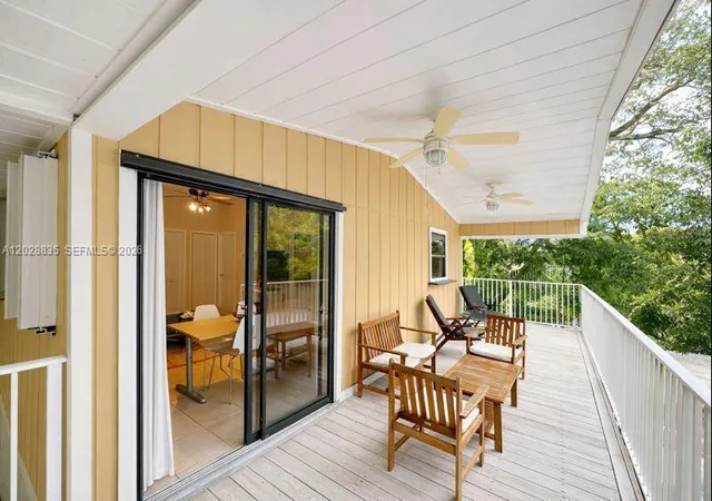 3rd image of 335 Bay View Ave, Key Largo, FL 33037 | MLS# A12028835
