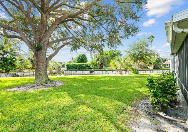 2nd image of 1840 Nw 13th St #103, Delray Beach, FL 33445 | MLS# B26036455