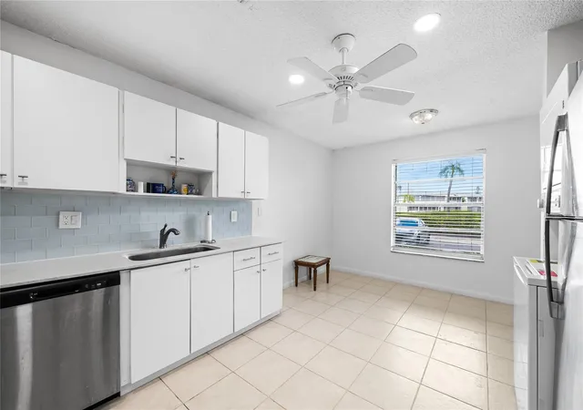3rd image of 1840 Nw 13Th St #103, Delray Beach, FL 33445 | MLS# B26036455