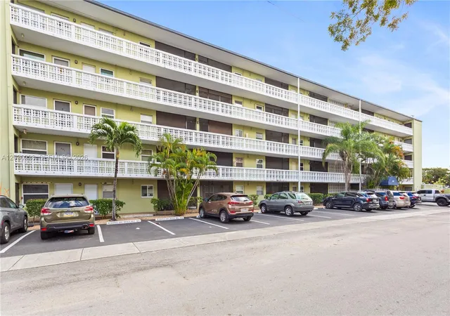 24th image of 1425 Arthur St #205A, Hollywood, FL 33020 | MLS# A12030226