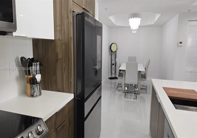 4th image of 230 Sw 117Th Ter #11202, Pembroke Pines, FL 33025 | MLS# A12024183