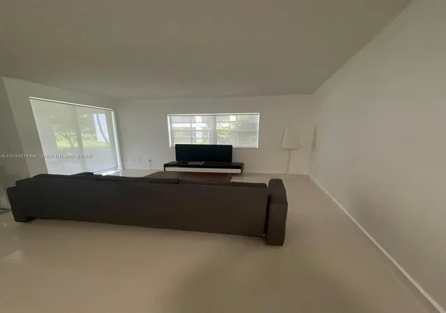 2nd image of 3255 Ne 184Th St #12114, North Miami Beach, FL 33160 | MLS# A12030756