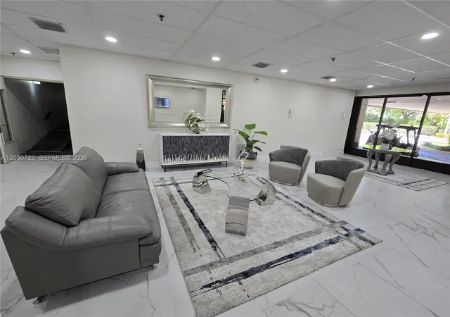Homes for sale in Miami, FL | 900 Ne 195th St #215, Miami, FL 33179 | MLS# A12030722