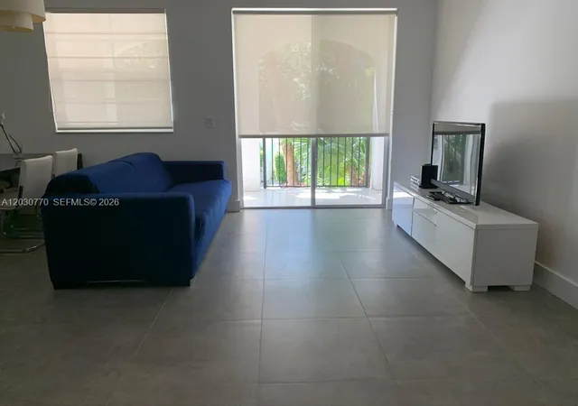 4th image of 3115 Ne 184Th St, Aventura, FL 33160