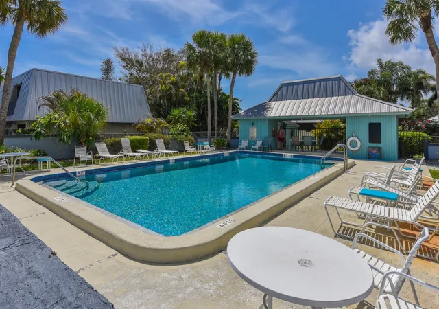 21st image of 3802 Se Jefferson St, Stuart, FL 34997 | MLS# B26036678
