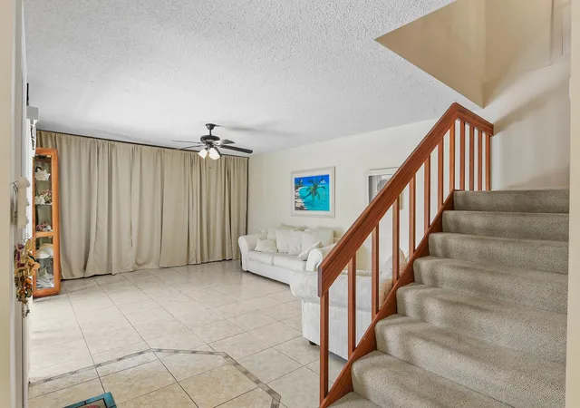 4th image of 3802 Se Jefferson St, Stuart, FL 34997 | MLS# B26036678
