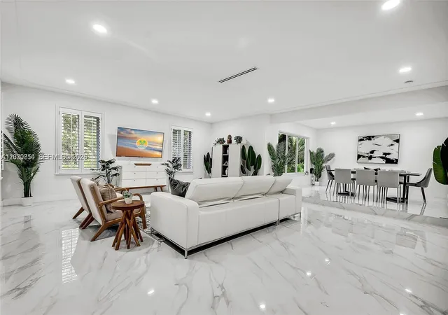 4th image of 6565 Sw 134Th Dr, Pinecrest, FL 33156 | MLS# A12030854