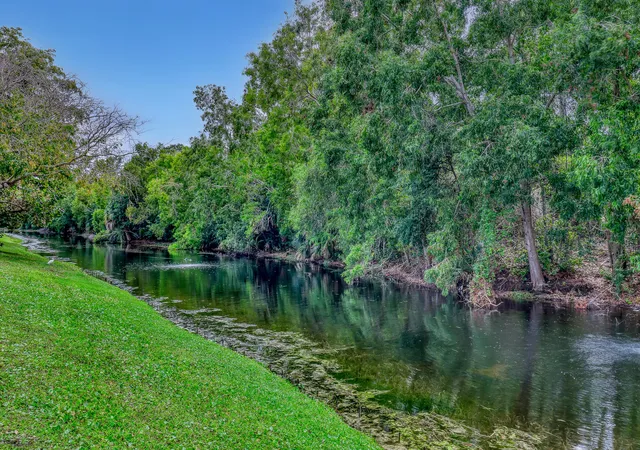28th image of 180 Caribe Ct, Greenacres, FL 33413 | MLS# B26036796