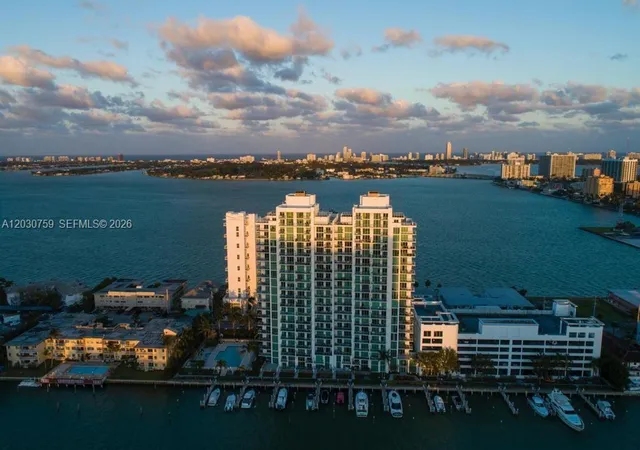 2nd image of 7928 E Dr 1604 + Den #1604 + DEN, North Bay Village, FL 33141 | MLS# A12030759