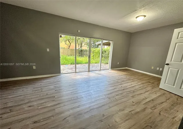 4th image of 687 Sw 10Th St, Florida City, FL 33034 | MLS# A12031057