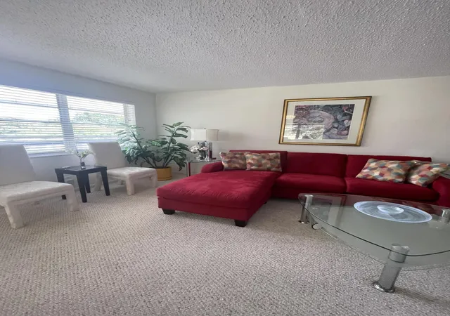 Photo 2 of Condo for sale at 40 Keswick #40, Deerfield Beach, FL 33442 | MLS# B26036910 | Listing updated on 2026-09-23