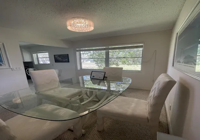 Listing Photo 4 - Condo for sale in building located at 40 Keswick, Deerfield Beach, FL 33442 - Unit #40