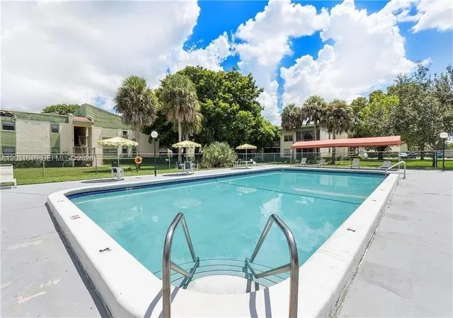 2nd image of 4276 Nw 89 Ave #102, Coral Springs, FL 33065 | MLS# A12031040