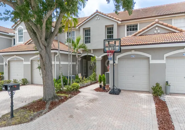 Photo 1 of Townhouse for sale at 8279 Via Leonessa Dr, Boca Raton, FL 33433 | MLS# B26036917 | Listing updated on 2026-09-23