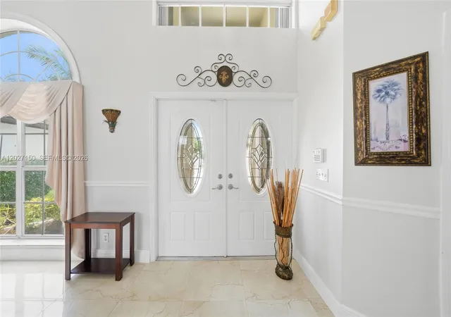3rd image of 18443 Nw 13Th St, Pembroke Pines, FL 33029 | MLS# A12027150