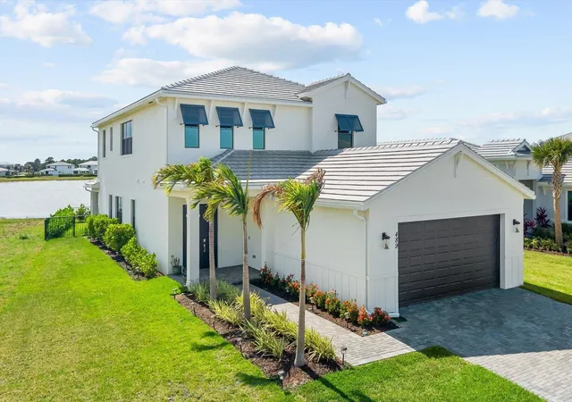 1st image of 489 Se Fascino Cir, Port St Lucie, FL 34984 | MLS# B26036963