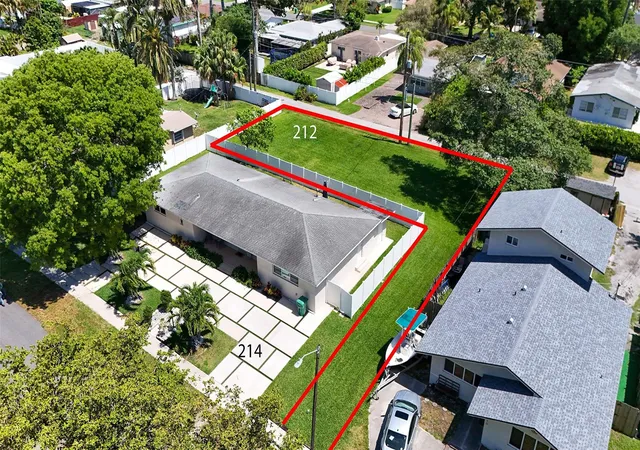 Photo 1 of Land for sale at 212 Se 5th Street, Dania, FL 33004 | MLS# B26036971 | Listing updated on 2026-10-03