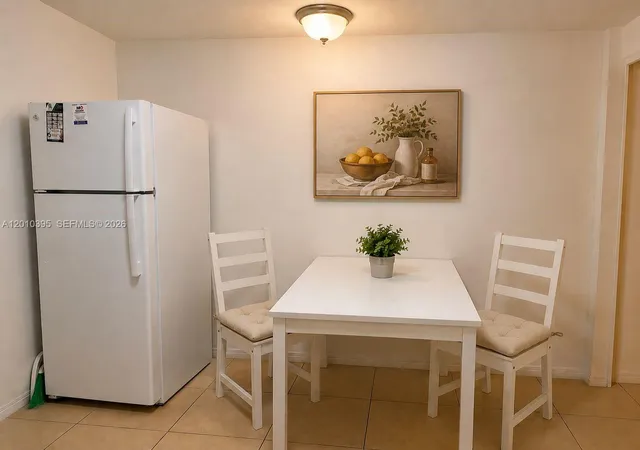 2nd image of 2620 Sw 51st St, Fort Lauderdale, FL 33312 | MLS# A12010395