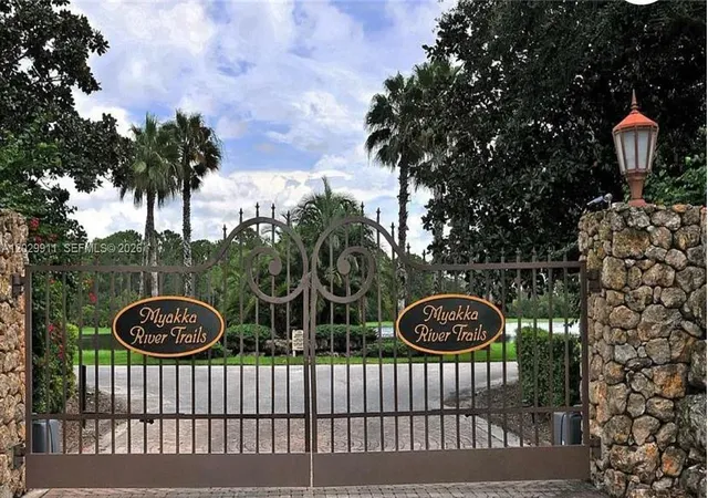 3rd image of 770 N River Rd, Venice, FL 34293 | MLS# A12029911