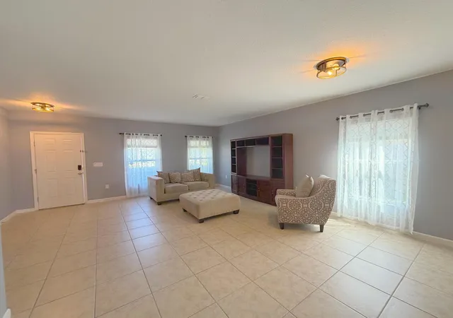 Photo 3 of Single family home for sale at 1269 Sw Lexington Manor, Vero Beach, FL 32962 | MLS# B26037235 | Listing updated on 2026-10-08