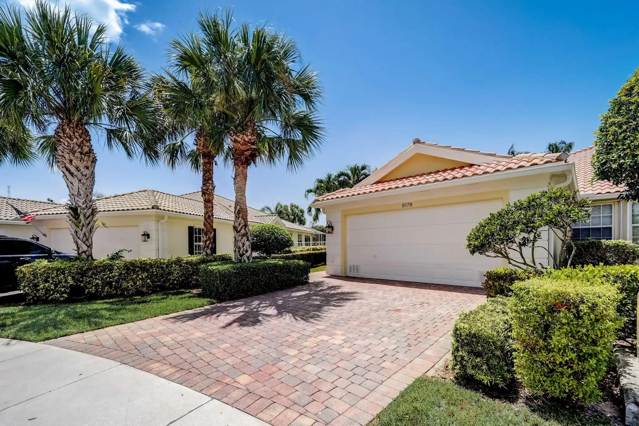 Townhouse for sale at 8178 Montserrat Pl, Wellington, FL 33414 | MLS# B26037247