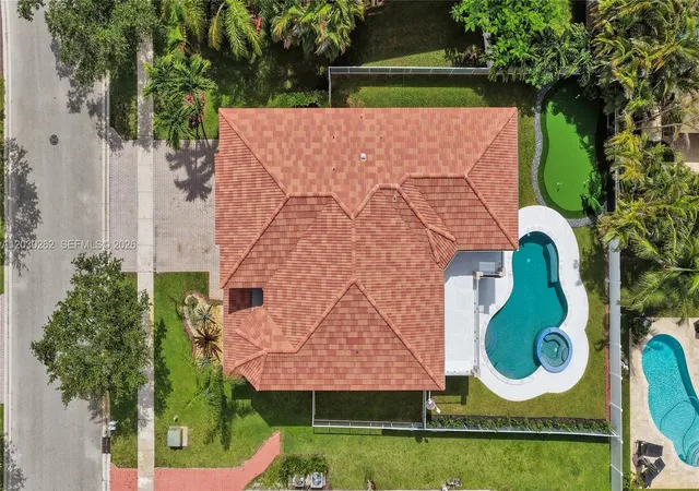 4th image of 16180 Sw 14Th St, Pembroke Pines, FL 33027 | MLS# A12030262