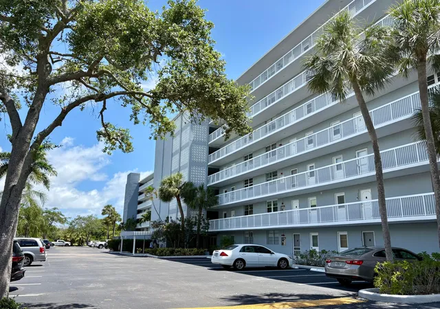 Homes for sale in Boca Raton, FL | 5700 Nw 2nd Ave #311, Boca Raton, FL 33487 | MLS# B26037479
