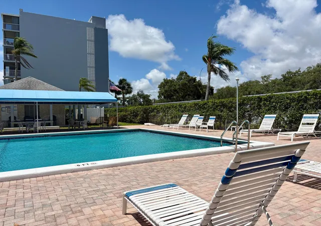 Homes for sale in Boca Raton, FL | 5700 Nw 2nd Ave #311, Boca Raton, FL 33487 | MLS# B26037479