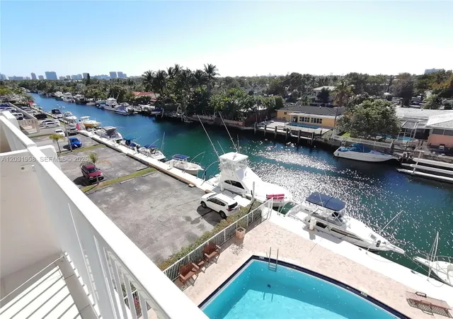 2nd image of 2020 Ne 135Th St #506, North Miami, FL 33181 | MLS# A12031958