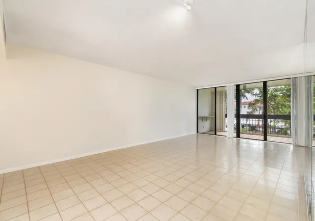 Photo 3 of Condo for sale at 2000 Presidential Way #206, West Palm Beach, FL 33401 | MLS# B26037494 | Listing updated on 2026-10-08