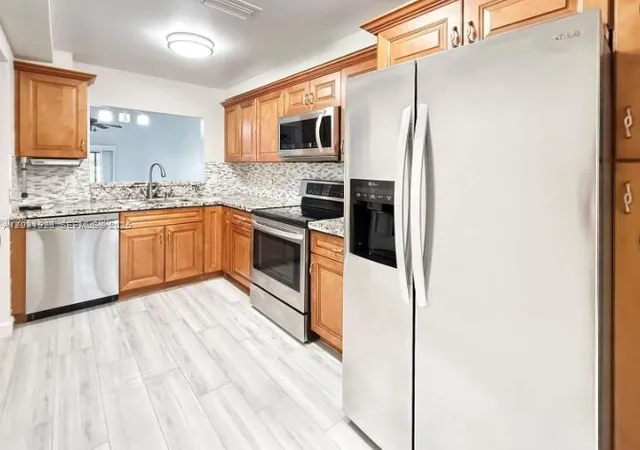 2nd image of 4182 S Pine Island Rd, Davie, FL 33328 | MLS# A12031923