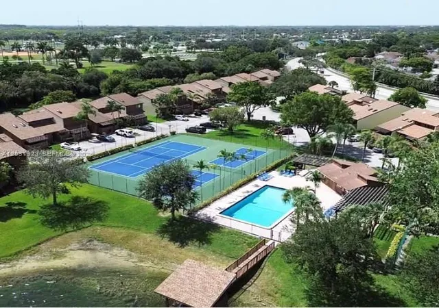 6th image of 4182 S Pine Island Rd, Davie, FL 33328 | MLS# A12031923