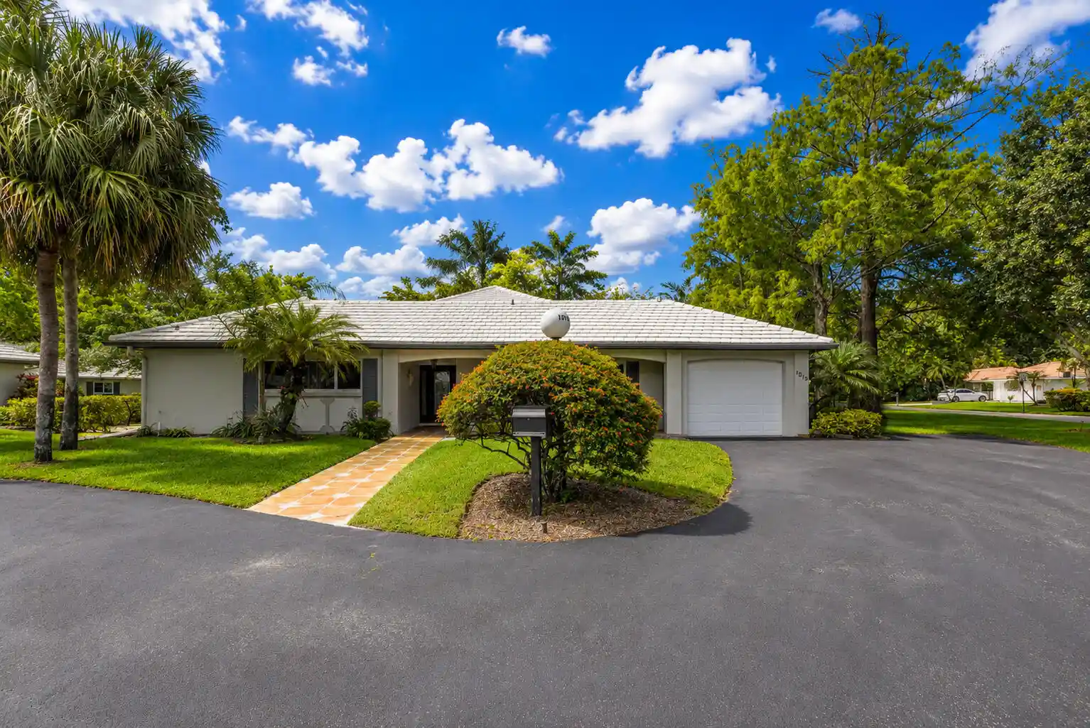 Single family home for sale at 1019 E Cypress Dr, Pompano Beach, FL 33069 | MLS# B26037521