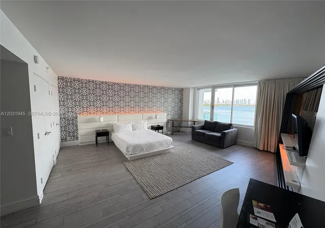 3rd image of 1100 W Ave 418 #418, Miami Beach, FL 33139 | MLS# A12031945