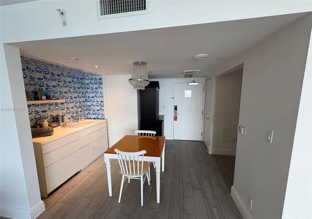 2nd image of 1100 W Ave 418, Miami Beach, FL 33139