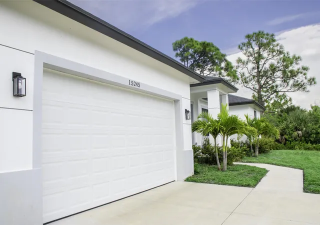 Photo 4 of House for sale at 15245 Brainbridge Cir, Port Charlotte, FL 33981 | MLS# B26037569 | Listing updated on 2026-09-30