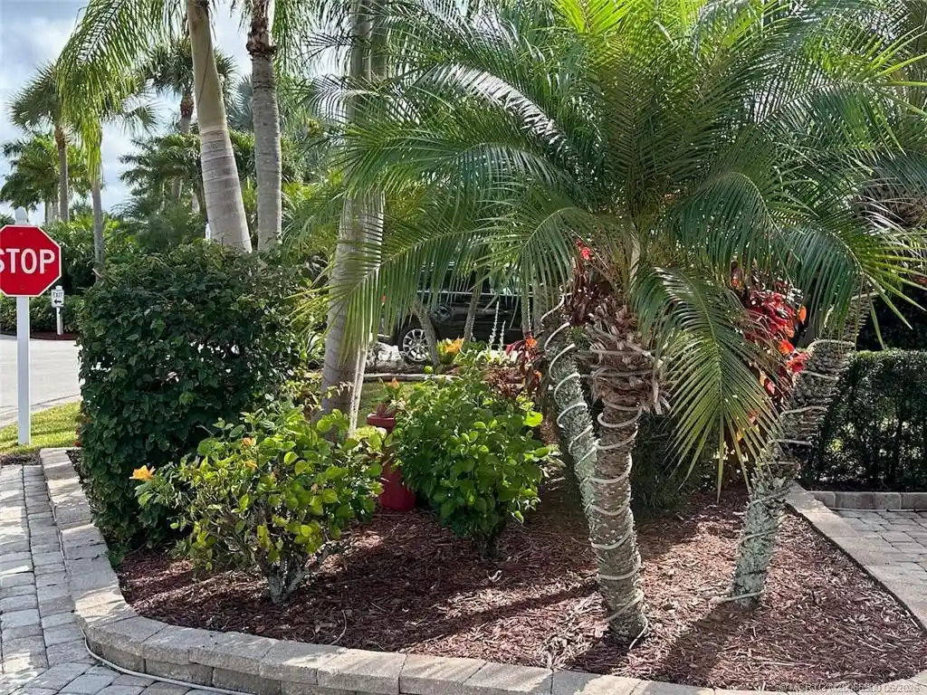 Photo 1 of Land for sale at 461 Nw Sandtrap Ln, Port Saint Lucie, FL 34986 | MLS# M20055900 | Listing updated on 2026-10-22