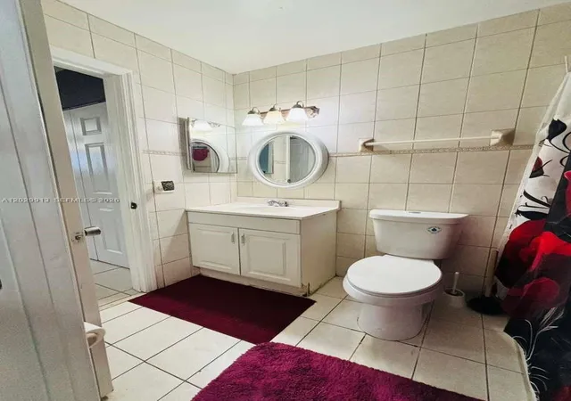 2nd image of 2778 W 60Th St, Hialeah, FL 33016