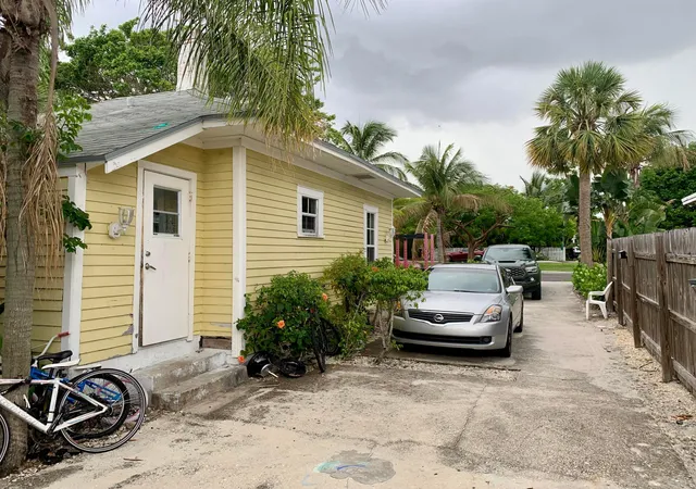 5th image of 1310 Florida Ave, West Palm Beach, FL 33401 | MLS# B26037690