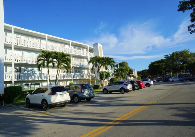 Photo 2 of Condo for sale at 4029 Newport #4029, Deerfield Beach, FL 33442 | MLS# B26037716 | Listing updated on 2026-09-26
