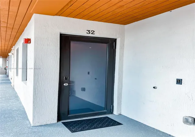 63rd image of 10455 Nw 82nd St #32, Doral, FL 33178 | MLS# A12032308