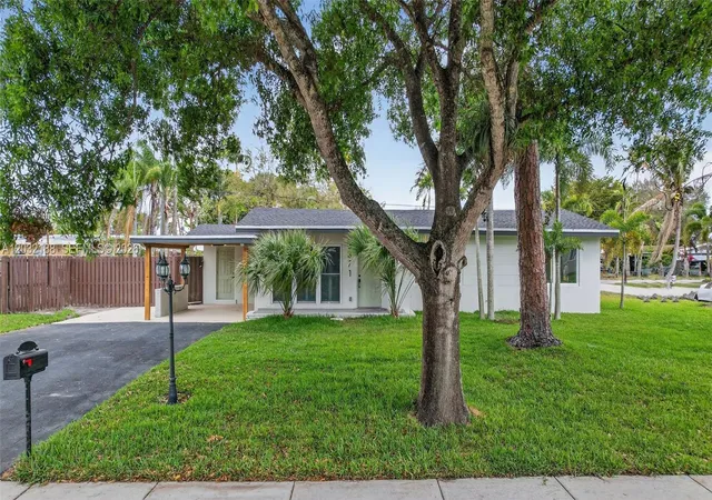 Homes for sale in Fort Lauderdale, FL | 3371 Sw 23rd St, Fort Lauderdale, FL 33312 | MLS# A12032188
