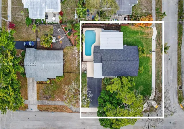 Homes for sale in Fort Lauderdale, FL | 3371 Sw 23rd St, Fort Lauderdale, FL 33312 | MLS# A12032188