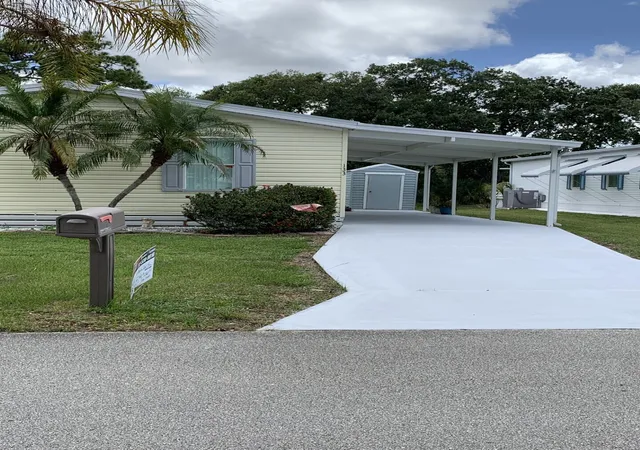 Homes for sale in Port Saint Lucie, FL | 133 Camino Del Rio, Port Saint Lucie, FL 34952 | MLS# B26037827