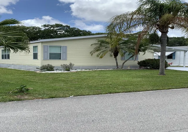 Homes for sale in Port Saint Lucie, FL | 133 Camino Del Rio, Port Saint Lucie, FL 34952 | MLS# B26037827