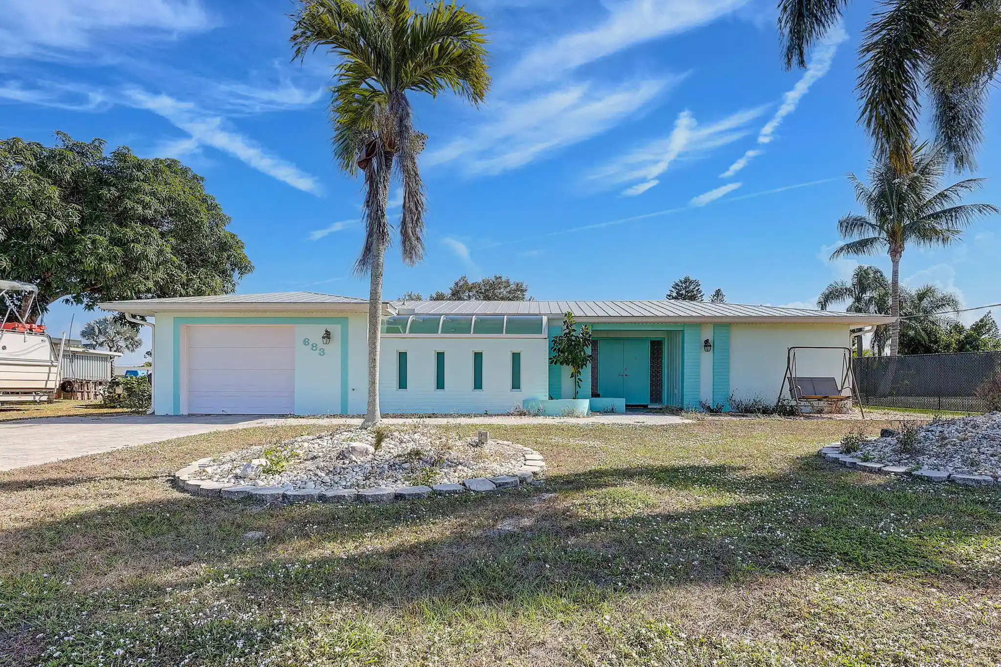 Photo 1 of Single family home for sale at 683 Se Harborview Dr, Port Saint Lucie, FL 34983 | MLS# B26037835 | Listing updated on 2026-10-25