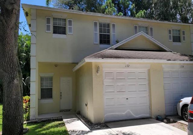 Photo 2 of Townhouse for sale at 132 Baldwin Blvd, Greenacres, FL 33463 | MLS# B26037841 | Listing updated on 2026-09-28